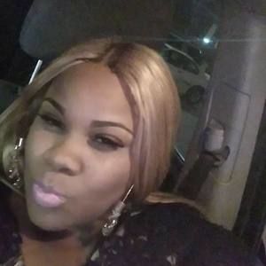 Meet your Posher, Robyn